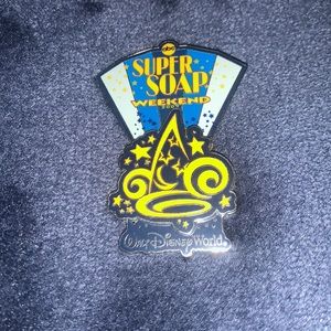 Disney Pin